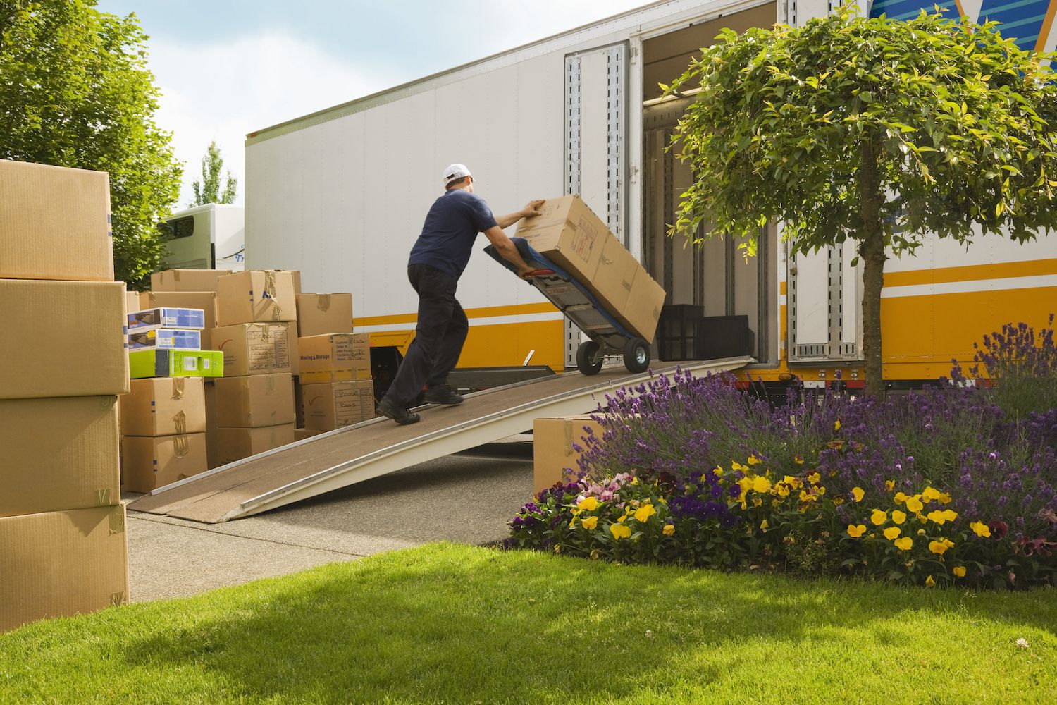 How to Save Money on Your Next Move with a Budget-Friendly Moving Company